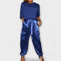 Blau