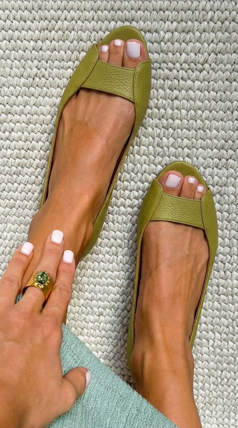 Alina | Goldene Komfortsandalen