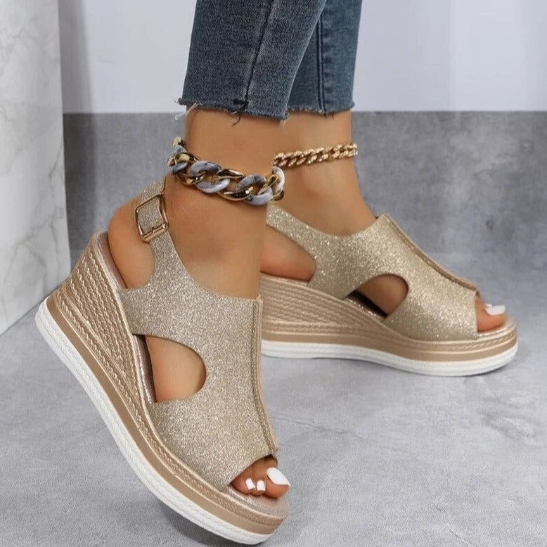 Anita – Entspannte Keilsandalen