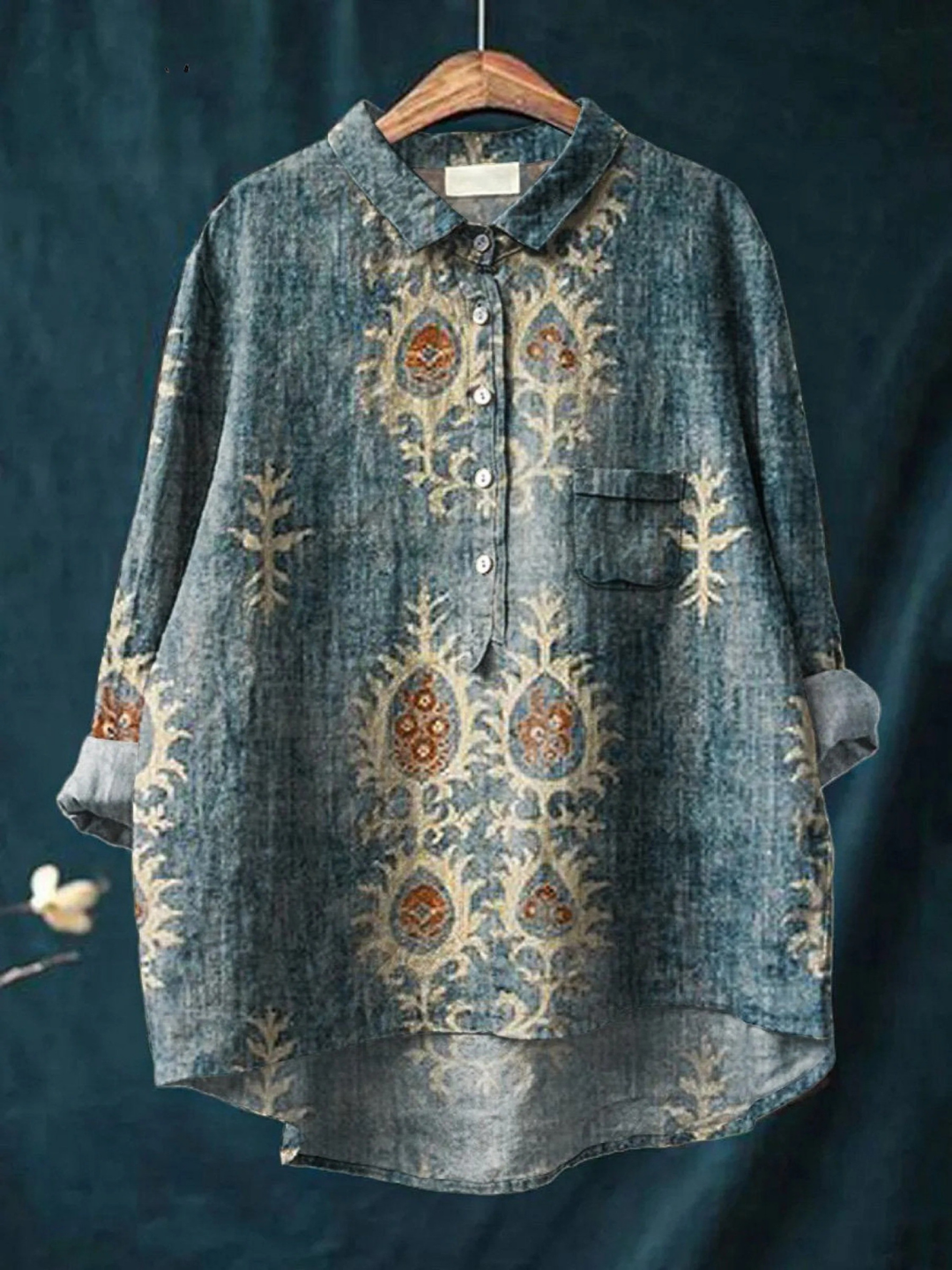 Monika | Lässige Damenbluse mit ethnischem Vintage-Blumenprint