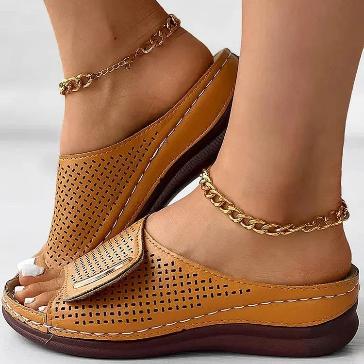 Lara – Klassische Urban Sandalen