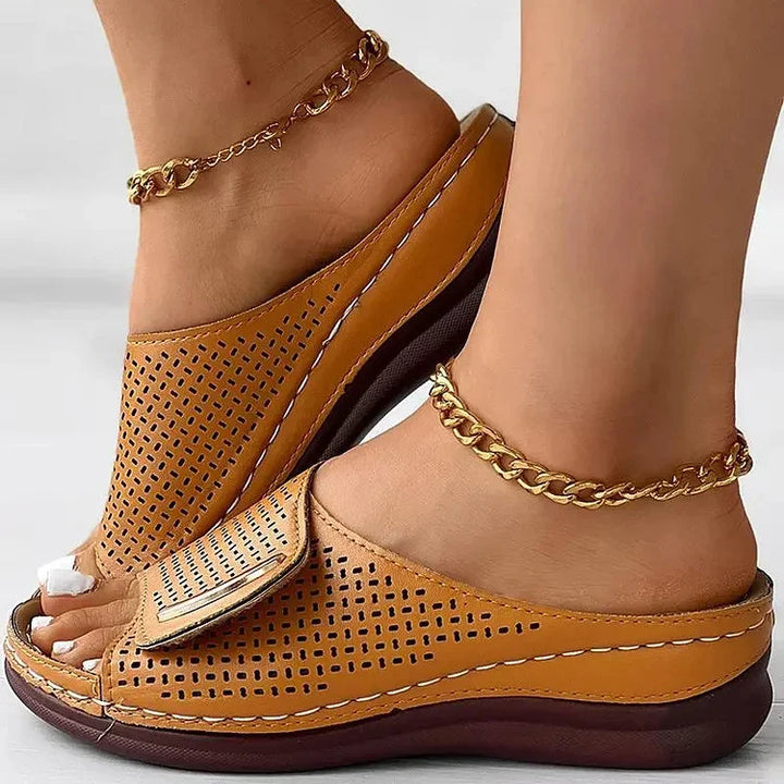 Lara – Klassische Urban Sandalen