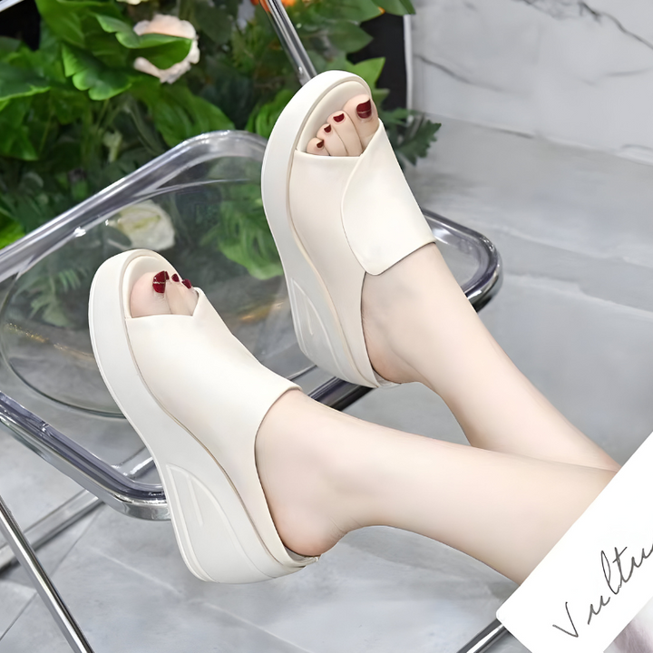 Anja – Orthopädische Sandalen