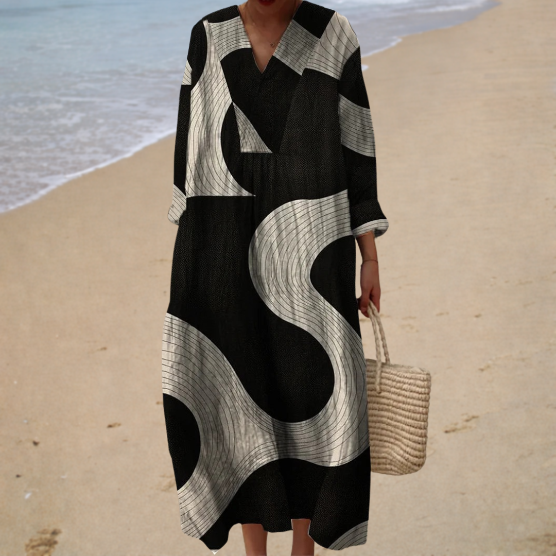 Schmeichelhaftes bedrucktes Sommerkleid