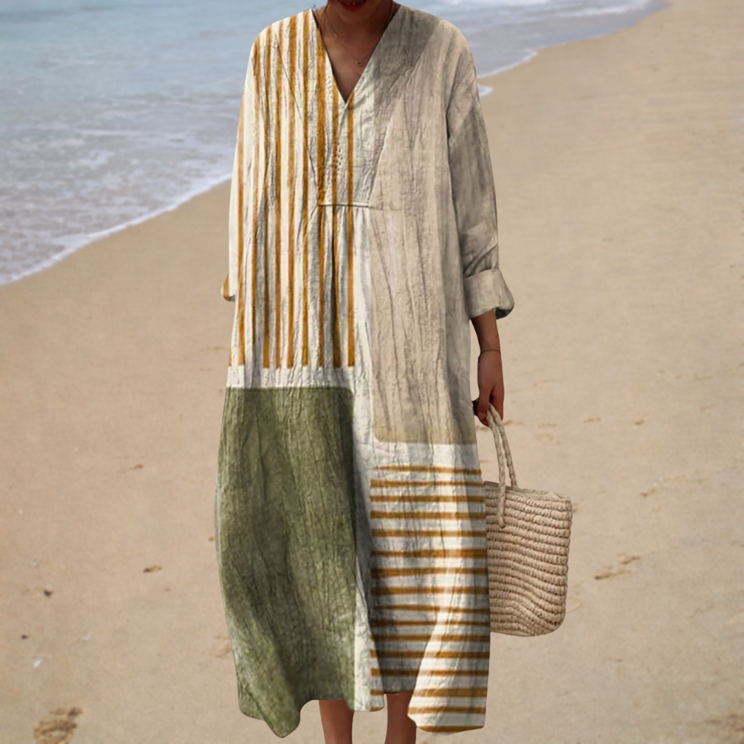 Schmeichelhaftes bedrucktes Sommerkleid