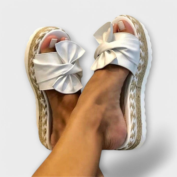 Solegenius - Orthopädische Sandalen mit Fliege