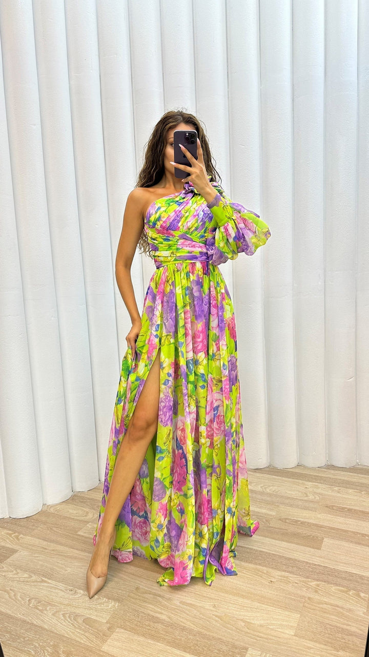 Whitney - Elegantes und Fliessendes Kleid
