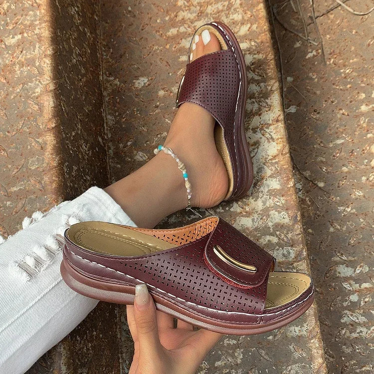 Lara – Klassische Urban Sandalen