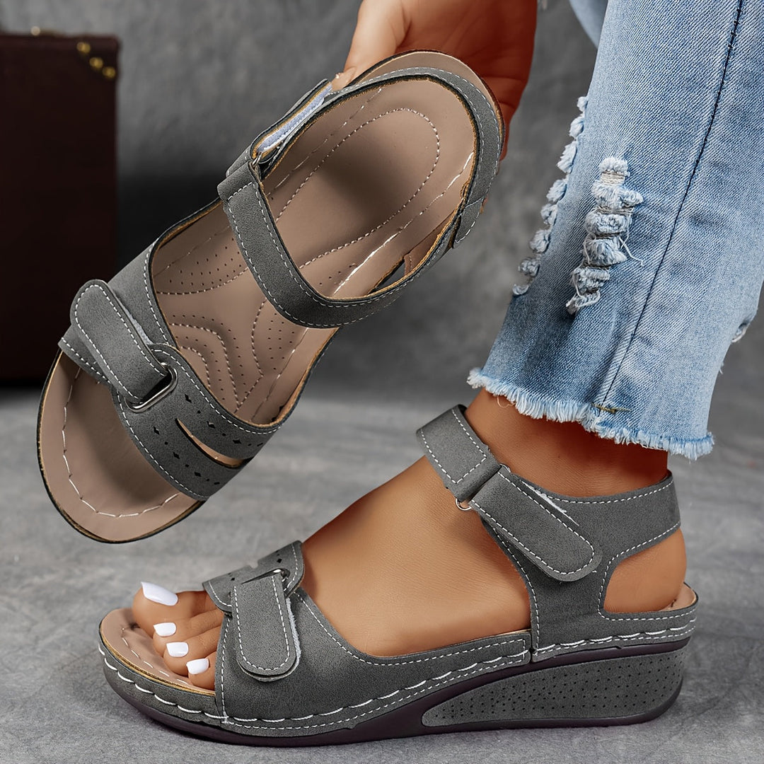 Ingrid | Modische orthopädische Sandale