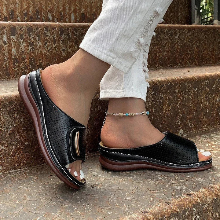 Lara – Klassische Urban Sandalen