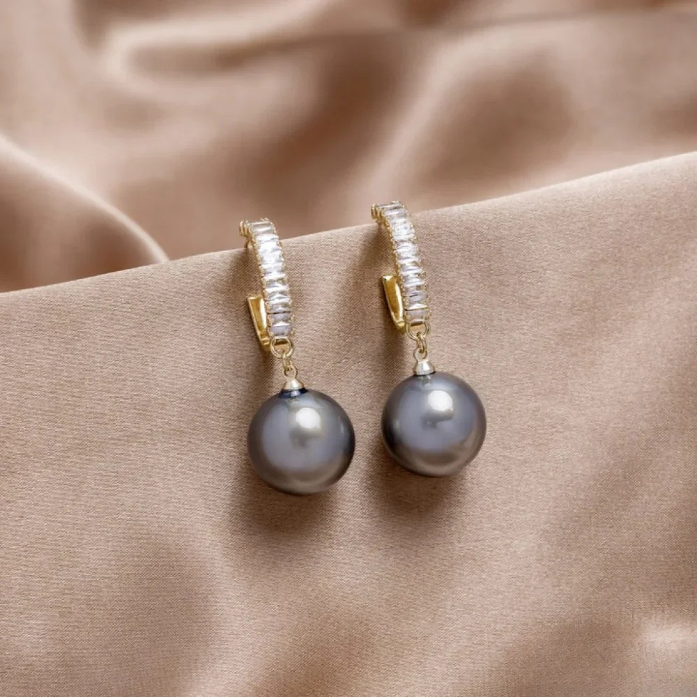 Elegante Ohrringe mit Perlen-Akzenten