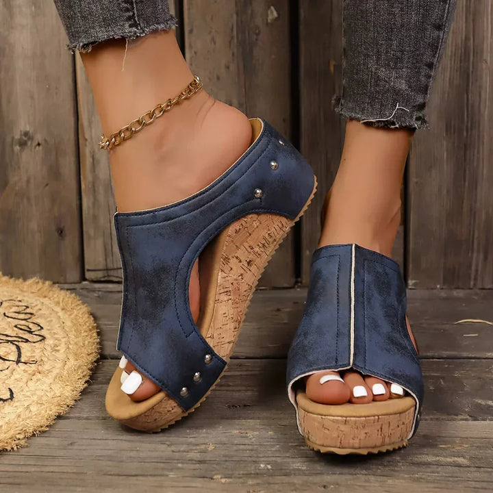 Erika | Lumi Stud Wedges
