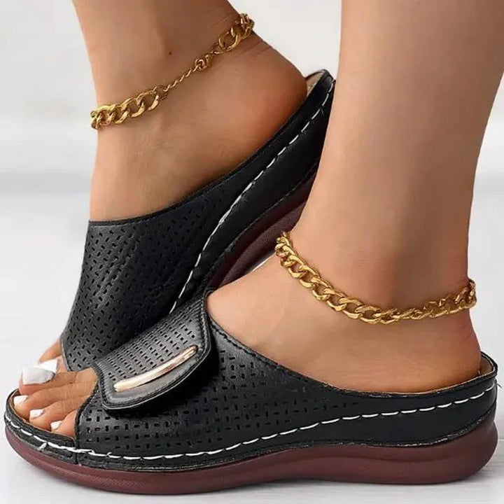 Lara – Klassische Urban Sandalen