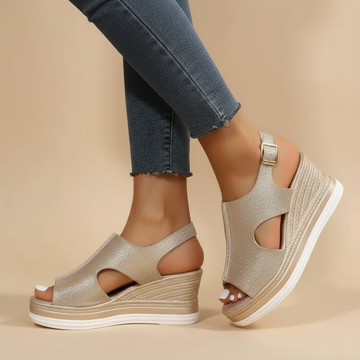 Anita – Entspannte Keilsandalen