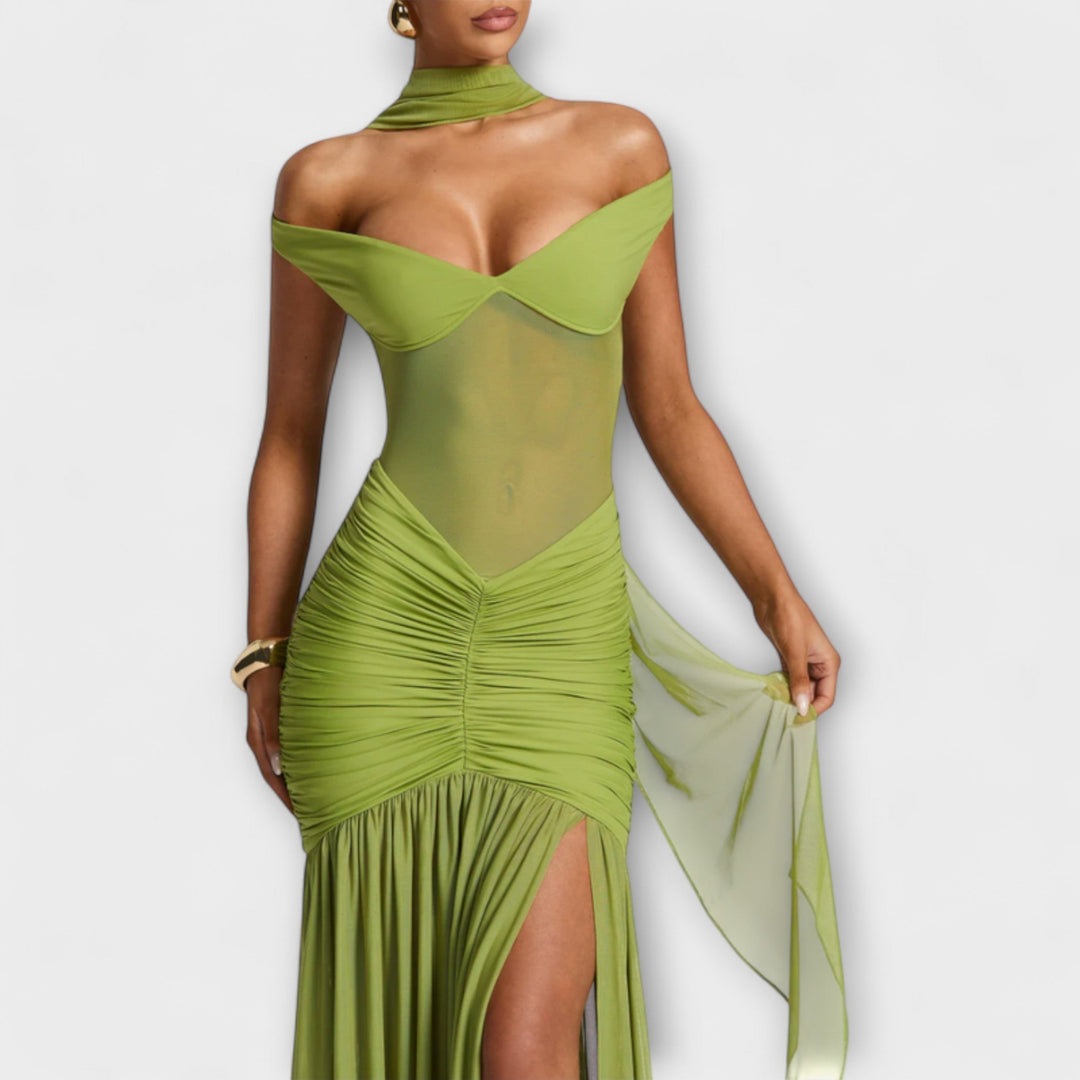 Therese – Schlitzkleid mit Wow Faktor