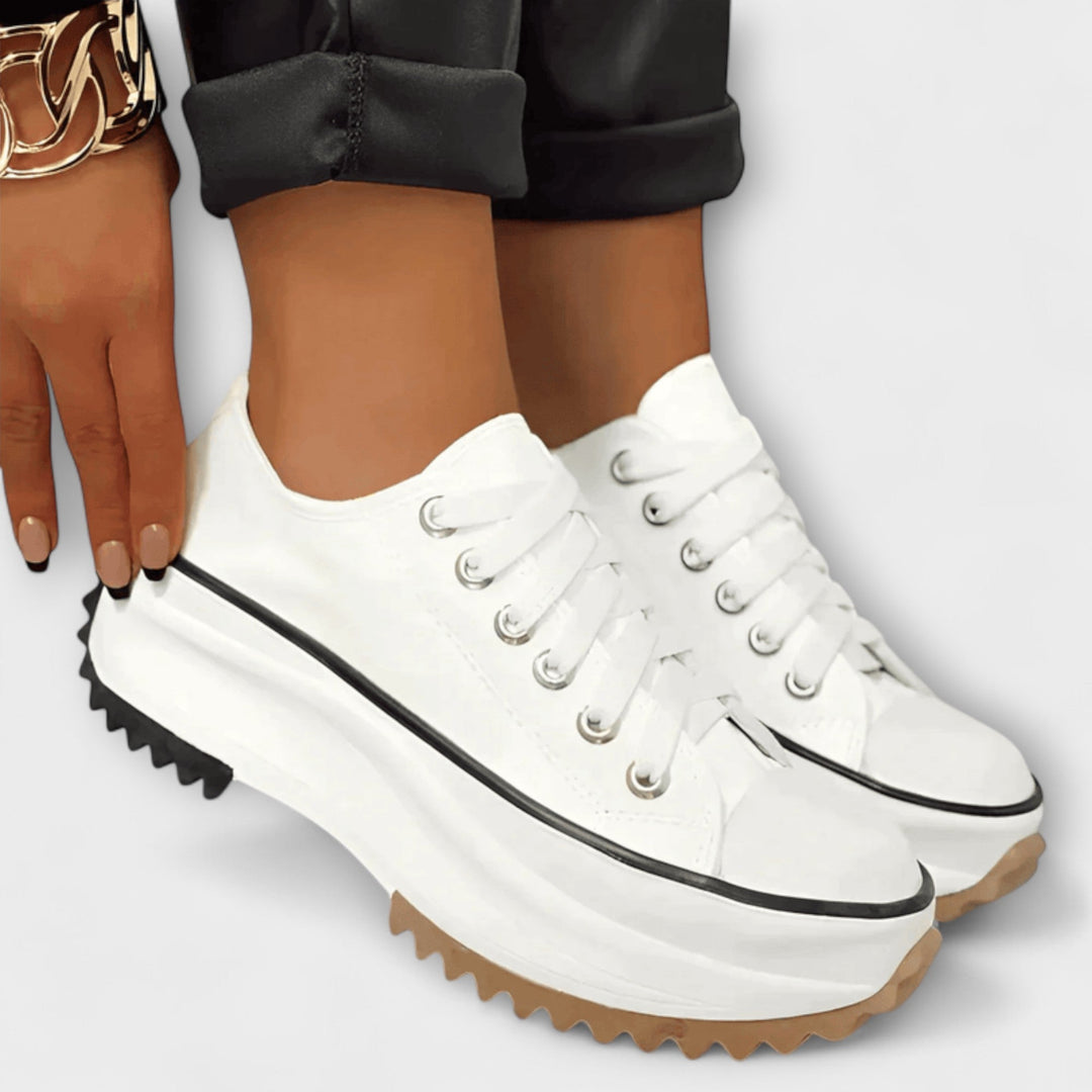 Jinky - Trendy Plateau-Schnürschuhe